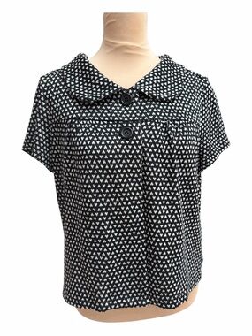 Black & White Heart Print Short Sleeve Cropped Jacket